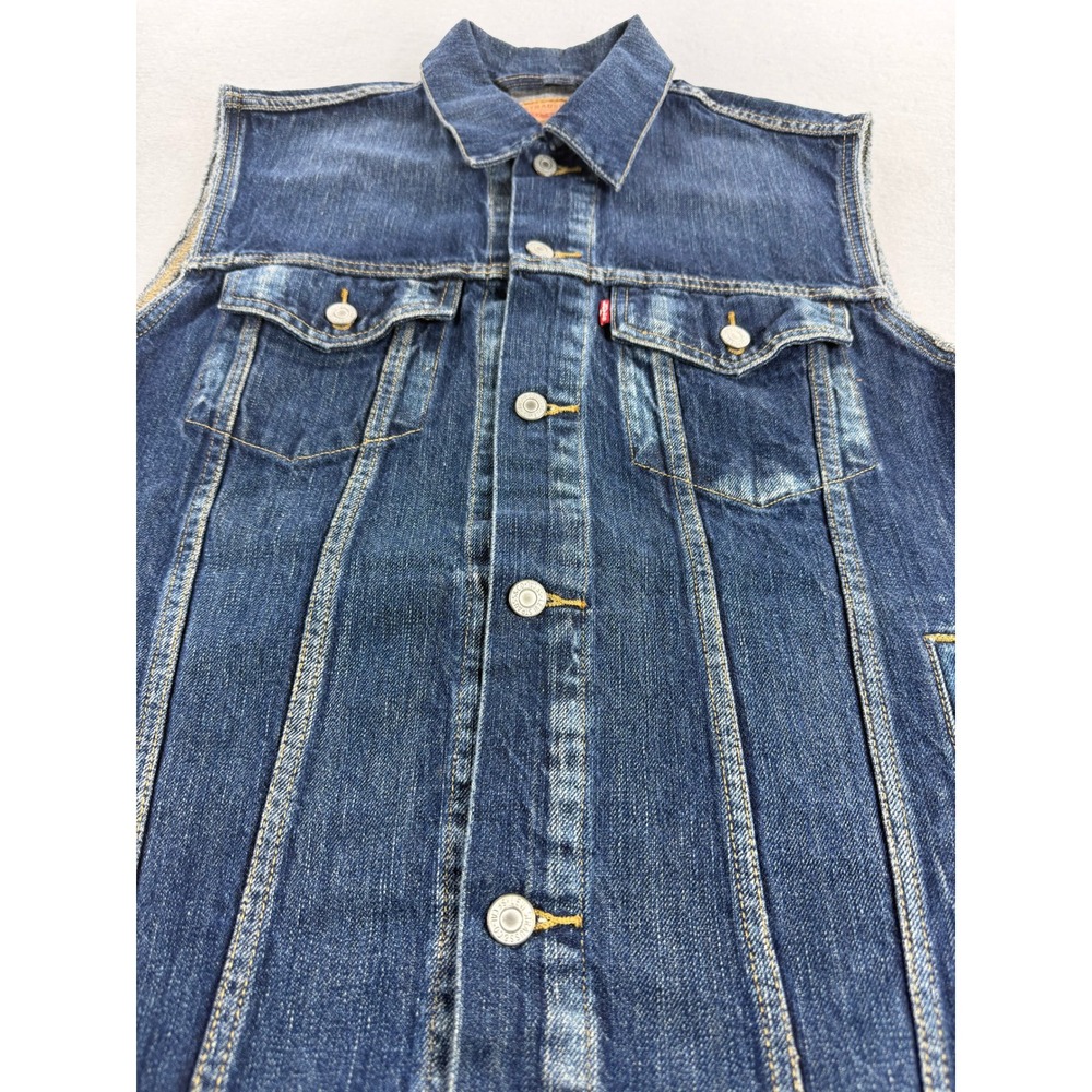 Levis Trucker Denim Vest Mens XL Blue Medium Wash Cotton Jean Jacket 70516-0006